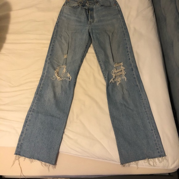 Levi’s Ribcage Straight Jeans - Picture 5 of 6